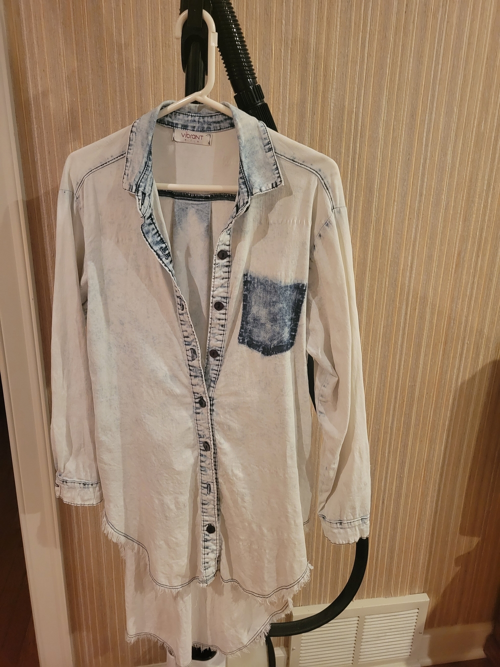 Vibrant Miu Light Wash Denim-Style Long Sleeve Tunic White/Blue